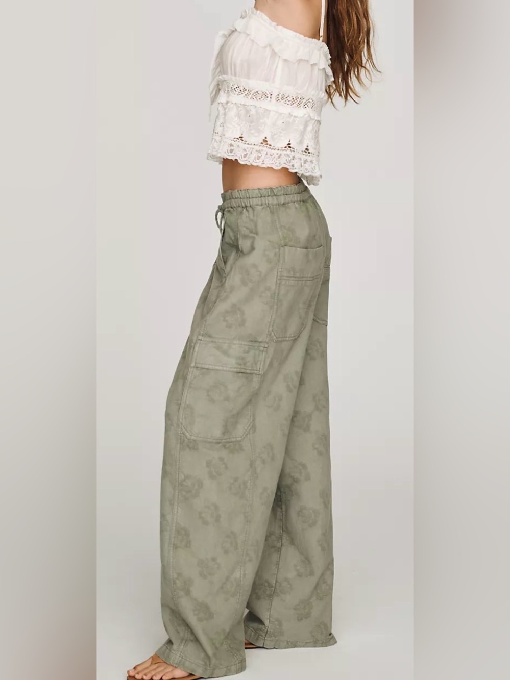 Anthropologie Pilcro Izzie Relaxed Full-Length Cargo Barrel Pants - Picture 2 of 6